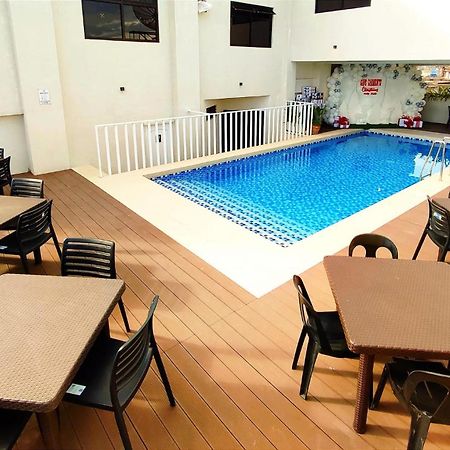Rudolfo Suites ロハス エクステリア 写真