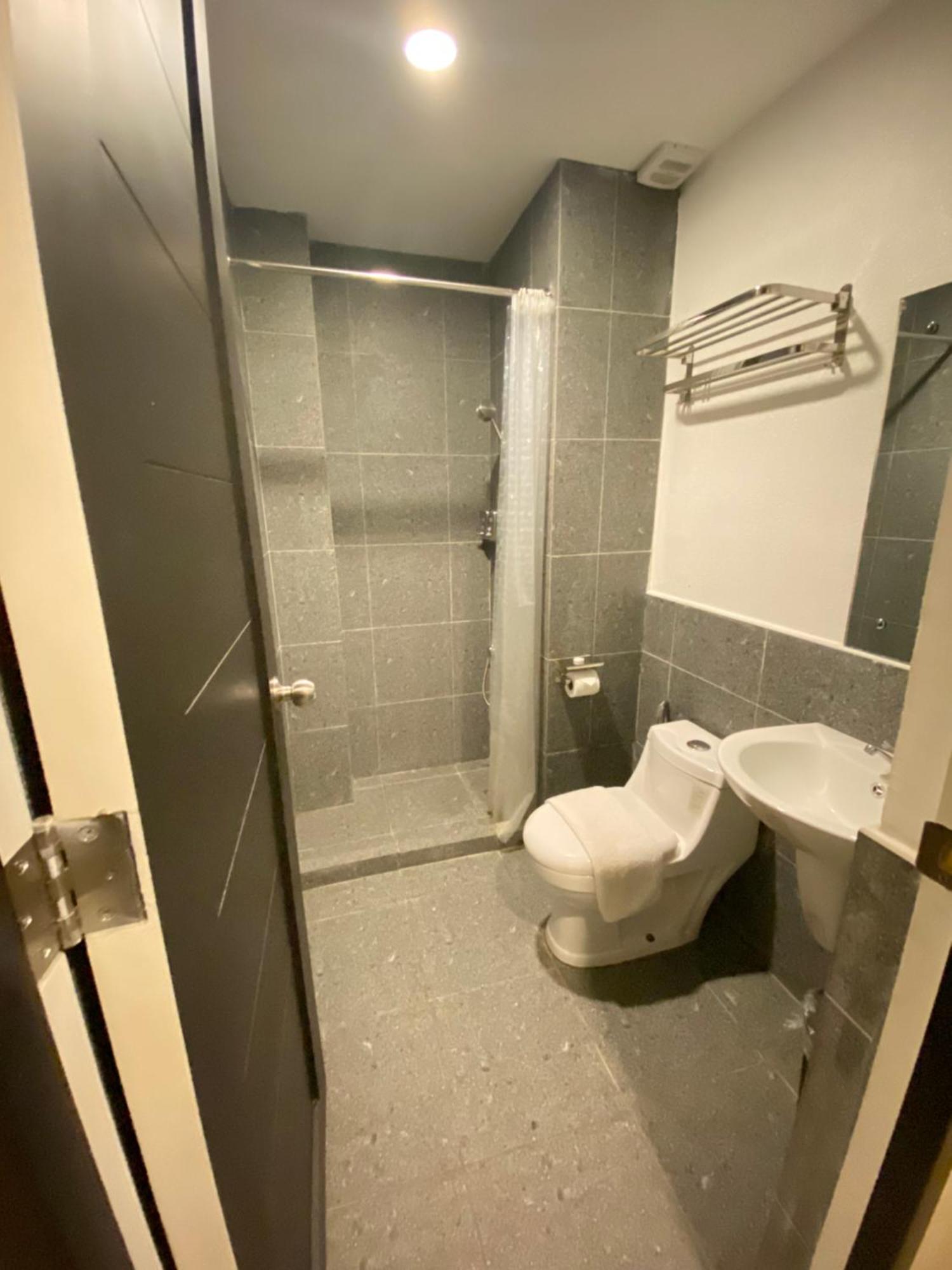 Rudolfo Suites ロハス エクステリア 写真